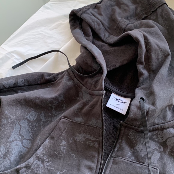 NWT GYMSHARK KK FIT CROP HOODIE SZ XS BLACK CAMO - Picture 4 of 8